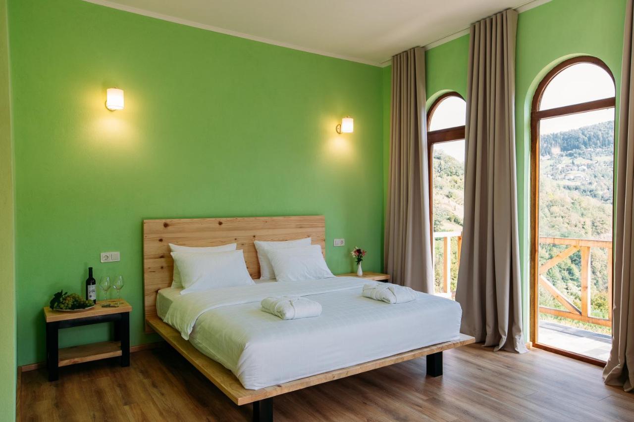 Hotel Chateau Iveri Varjanisi 外观 照片
