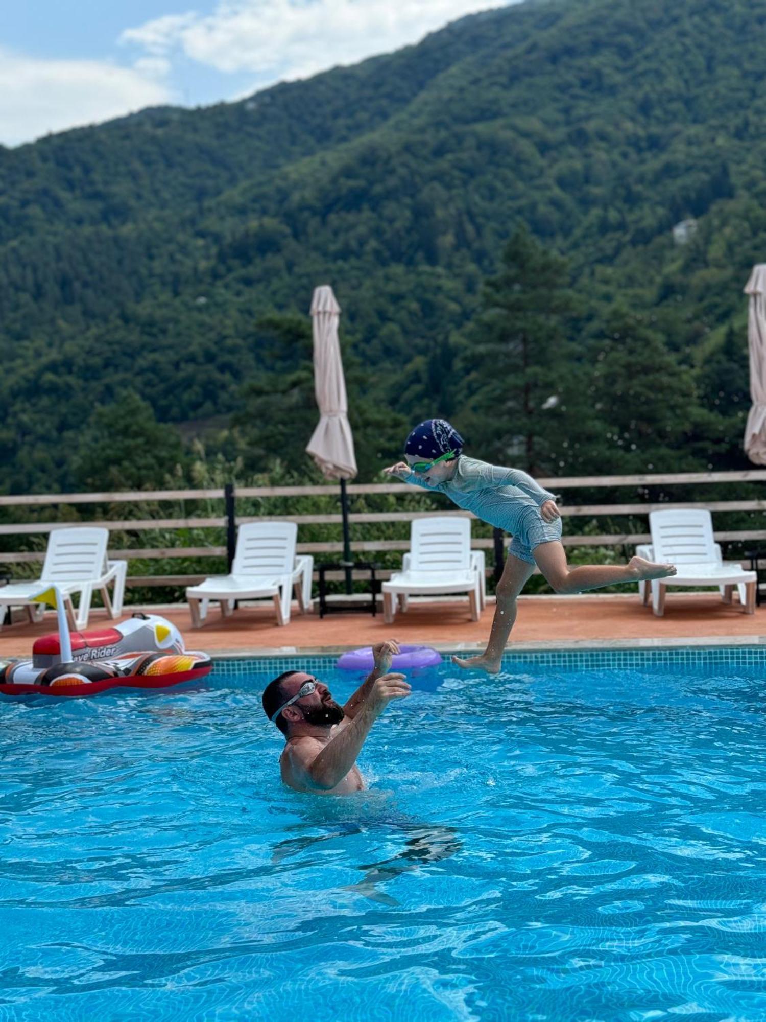 Hotel Chateau Iveri Varjanisi 外观 照片